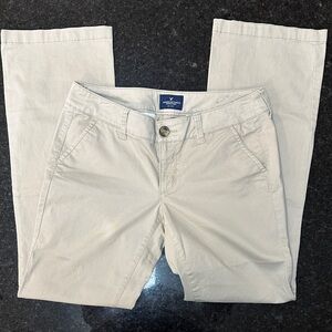 American Eagle‎ Outfitters Women’s Size 6 Khaki Trousers